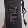 cargador para bicimoto y bicicleta eléctrica 48v (12ah) – conector 3 pines (tipo xlr) — miniatura 4